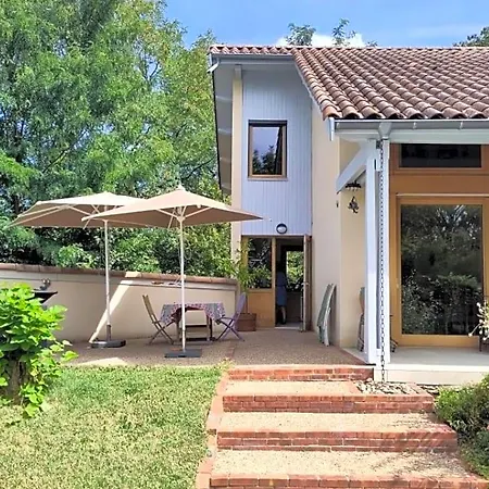 Chez Frederique Et Norbert Mogneneins